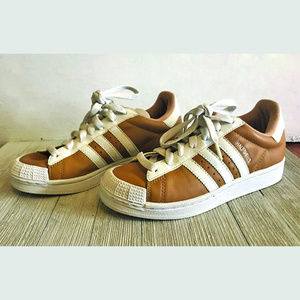 Men’s Classic Adidas Halfshells